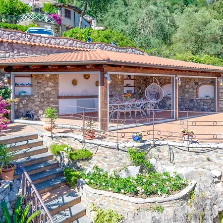 Villa - Grazielluccia *