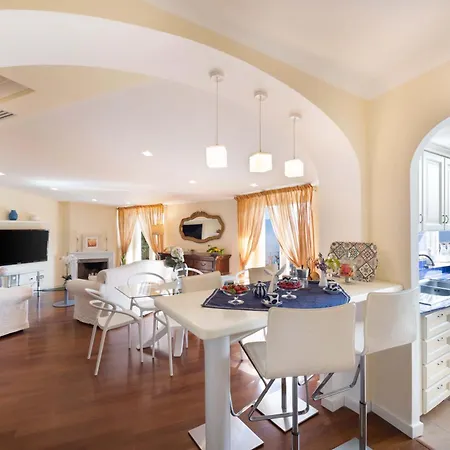 Villa - Grazielluccia Sorrente